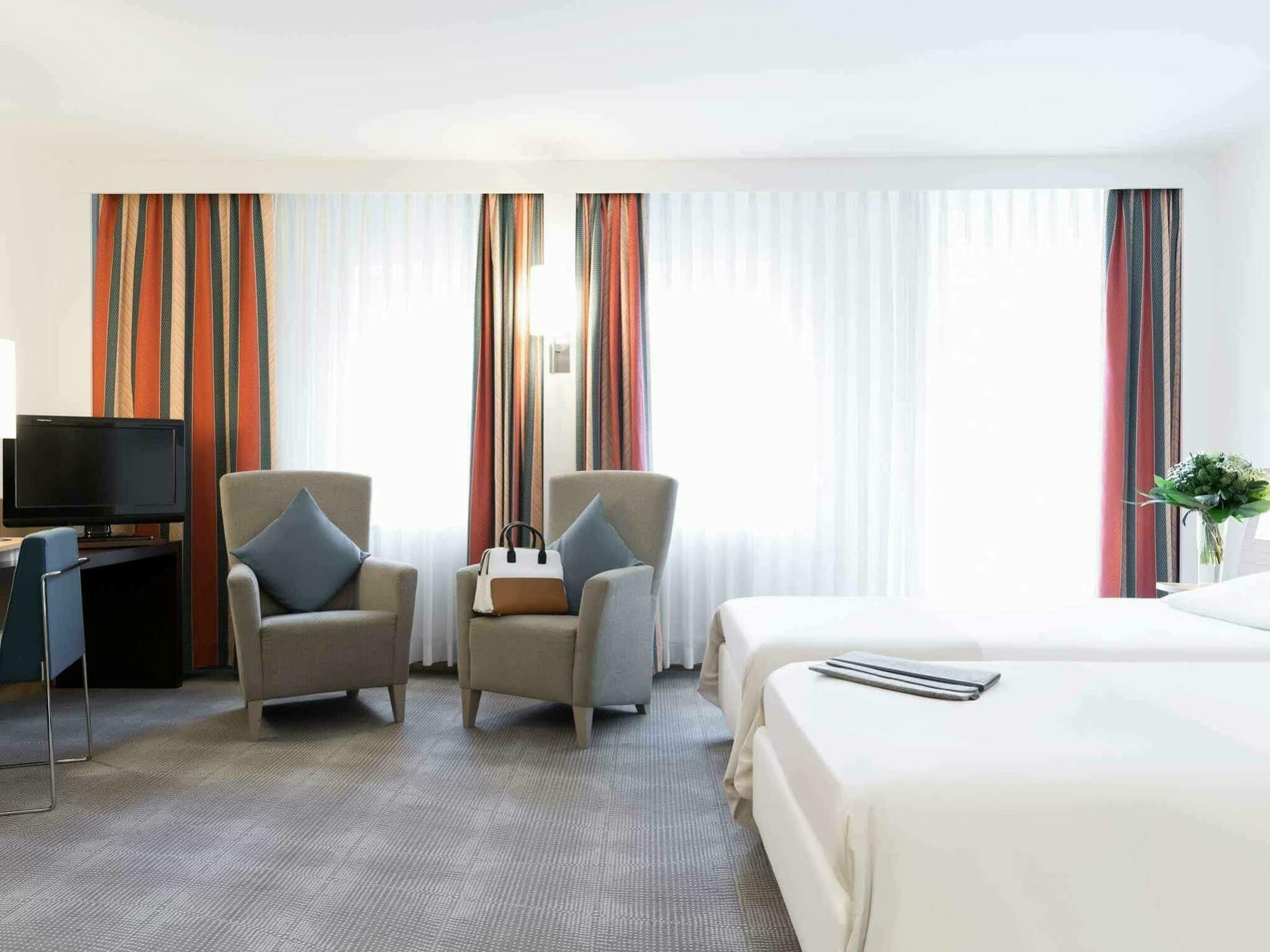Dorint Hotel 4*